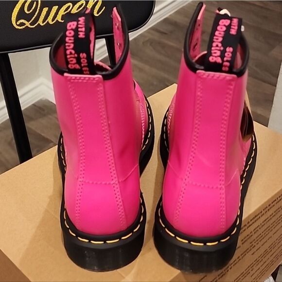 Dr. Martens 1460 Smooth Leather Boot- Clash Pink Smooth - Picture 10 of 11